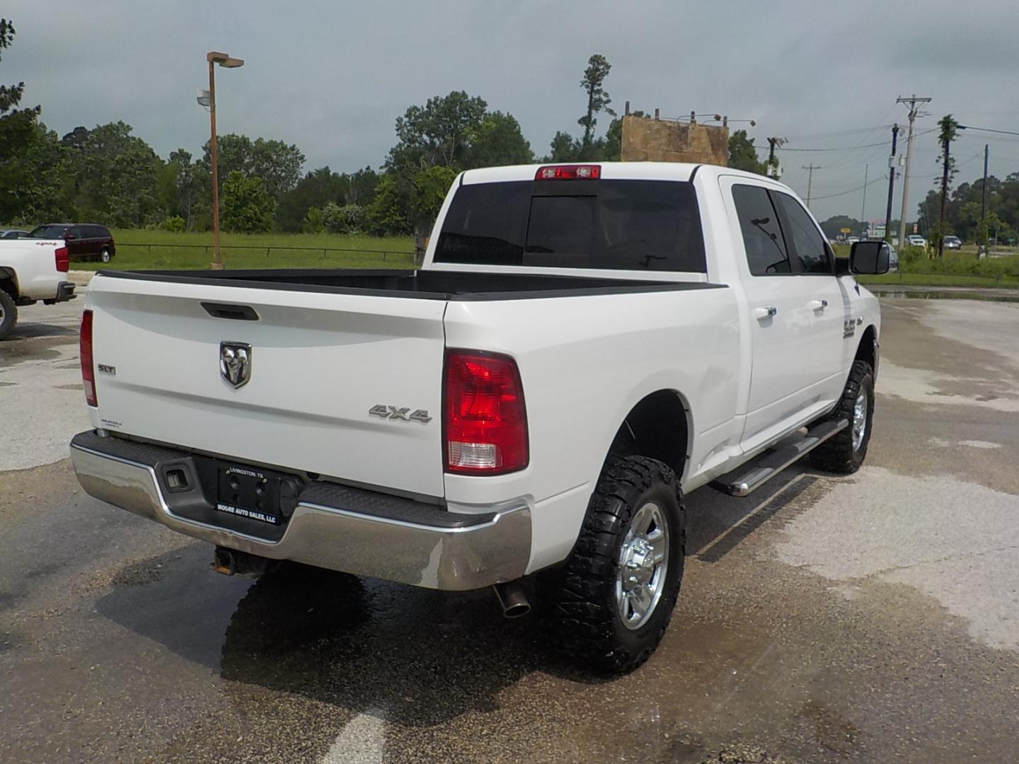 2015 White /Gray Ram 2500 SLT (3C6TR5DT1FG) with an 5.7-Liter 8 Cylinder Engine engine, Automatic transmission, located at 1617 W Church Street, Livingston, TX, 77351, (936) 327-3600, 30.710995, -94.951157 - 3/4 ton 4X4!! These kind are hard to find!! 5.7L HEMI!! - Photo#7